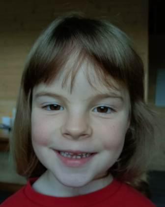 Charlie Mercedes  Zich